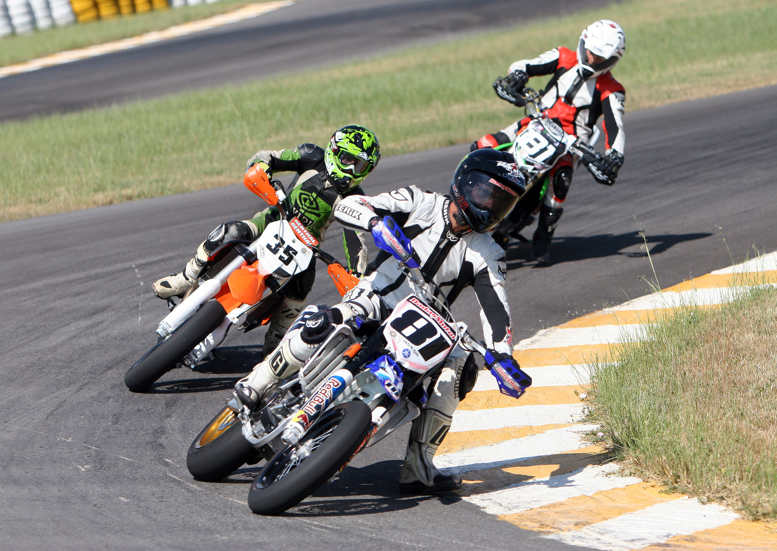 Süpermoto'da İlk Heyecan Uşak’ta